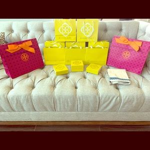 Kendra Scott/Tory Burch Gift Bag or Box